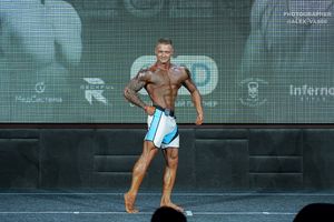 MEN'S ATHLETIC 174